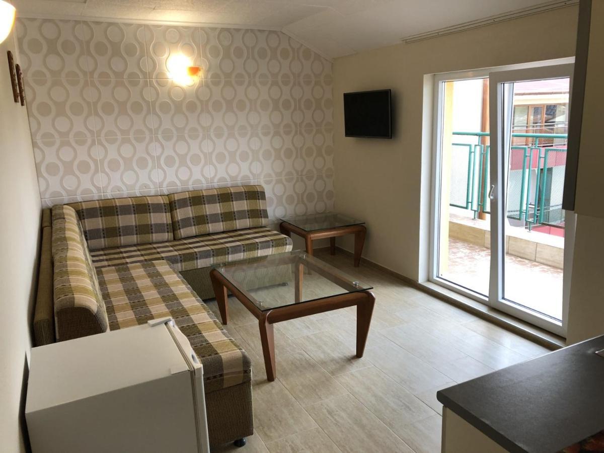 Family Hotel Avenue Kiten  Kültér fotó