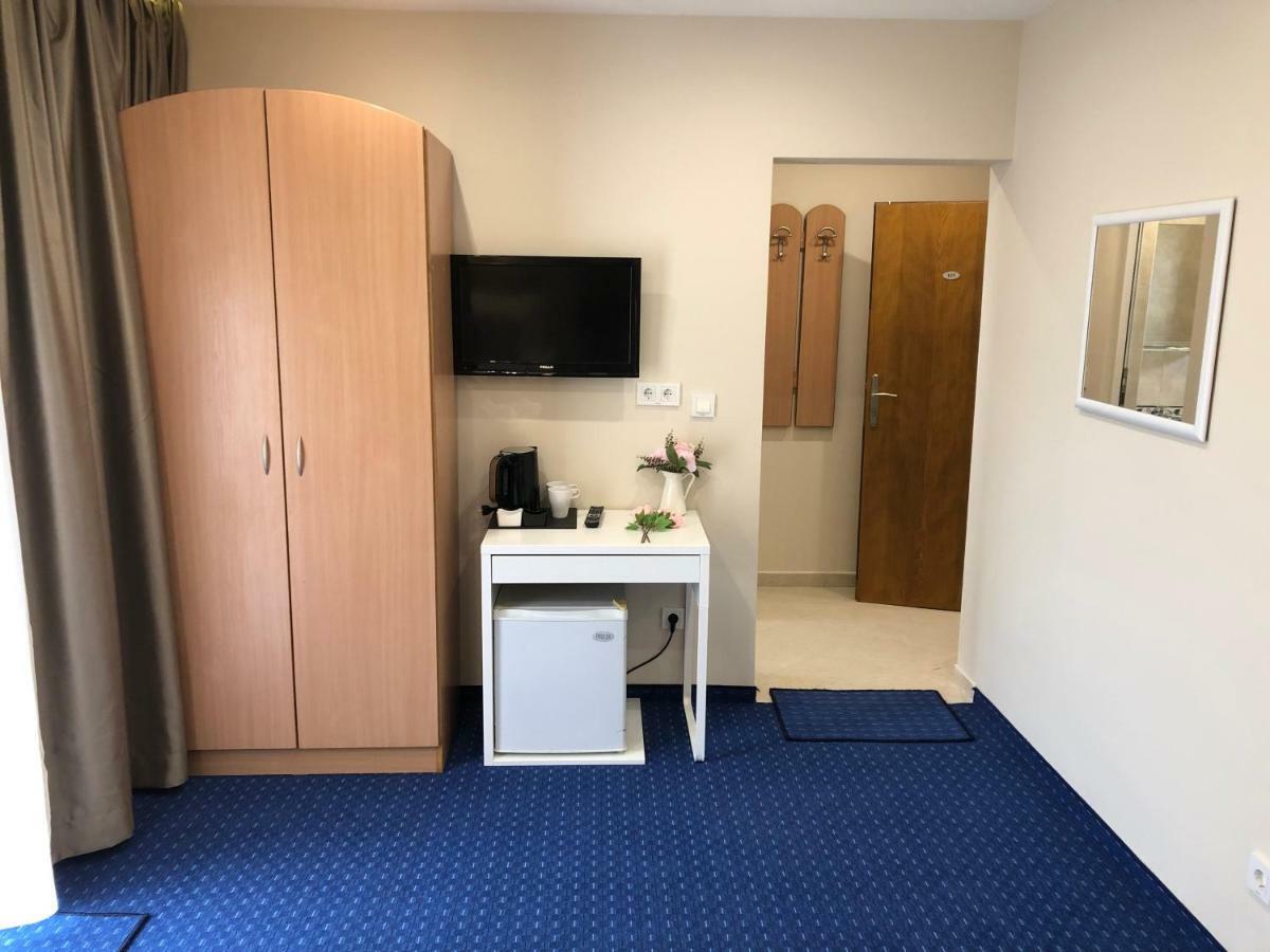 Family Hotel Avenue Kiten  Kültér fotó